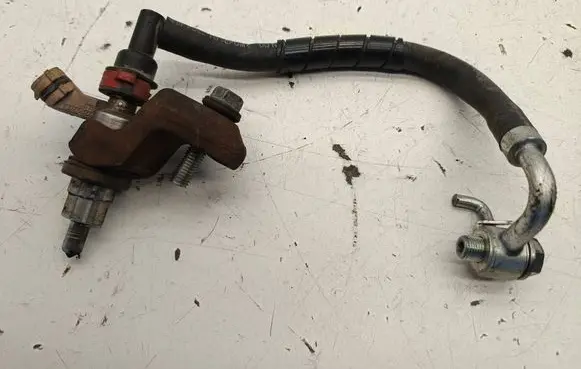 Toyota Auris 150 Fuel injector 2371026011