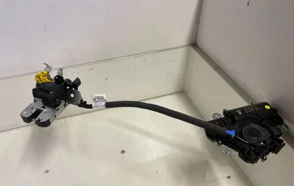 Seat Ateca Tailgate/trunk/boot lift motor 4M0827535B