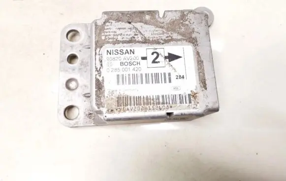 Nissan Primera Airbag control unit/module 98820AV200 0285001420