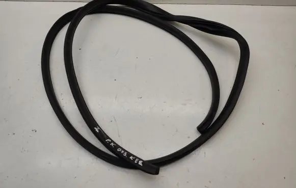 KIA Optima Front door rubber seal