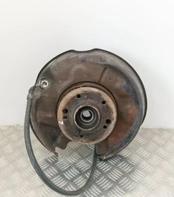 Mercedes-Benz SL R129 Rear wheel hub 1294200885 A2013574805