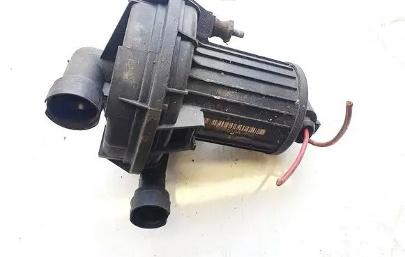 Volkswagen Touareg I Secondary air pump 72273803