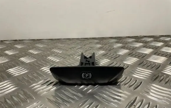 Mercedes-Benz C W204 Hand brake release handle A2044270020