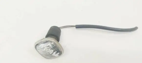 Front fender indicator light