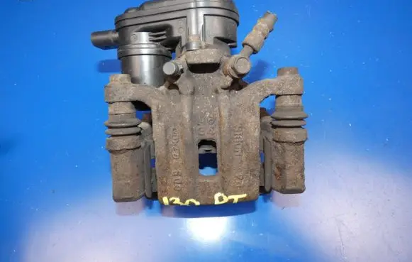 Hyundai i30 Rear brake caliper 