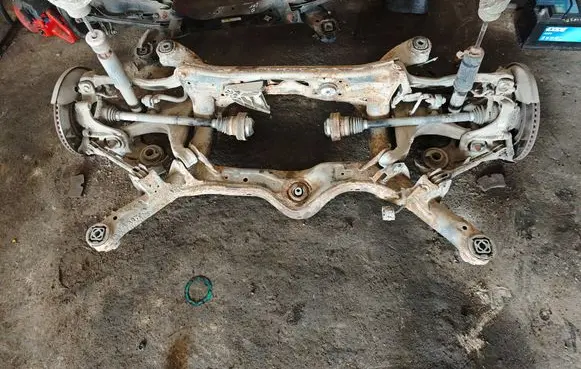 Audi A6 C7 Rear axle beam 4G0511305G 4G0511305