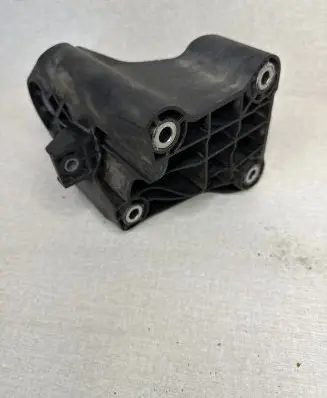 Mercedes-Benz E W213 Engine mounting bracket A6542232200 8A66GF503