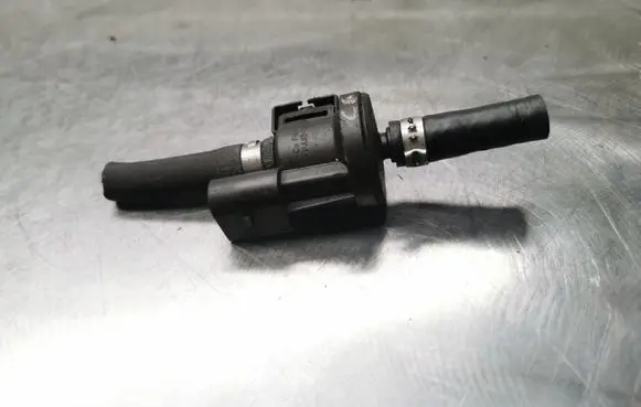 Audi A6 S6 C6 4F Turbo solenoid valve