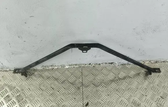 BMW 5 E60 E61 Radiator support slam panel bracket 7033745 10031013 17220415