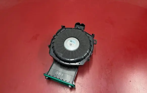 BMW X3 G01 Subwoofer speaker 6811926 65136811926