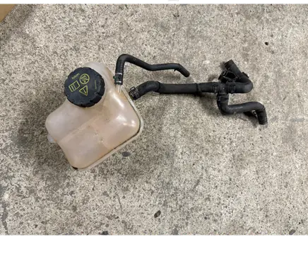 MG ZS Coolant expansion tank/reservoir 10237071
