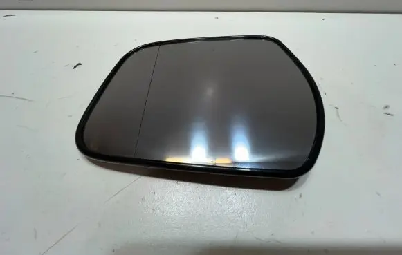 Mitsubishi Space Runner Wing mirror glass MR463811