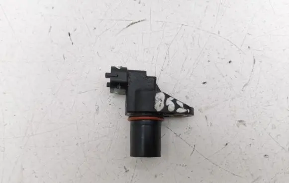 Mercedes-Benz B W245 Camshaft speed sensor A0051531328