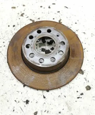 Volkswagen Touran II Rear brake disc