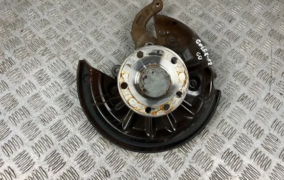 Volkswagen Golf VIII Rear wheel hub 
