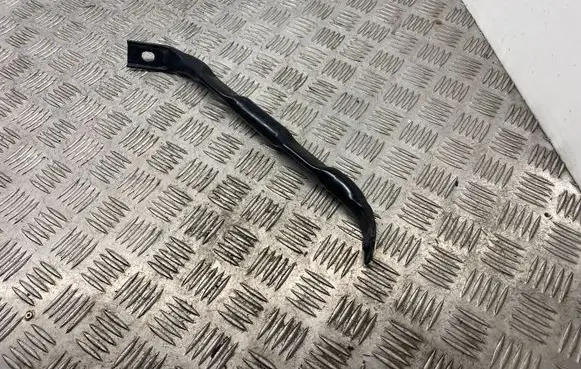 BMW X5 E70 Radiator support slam panel bracket 7159587