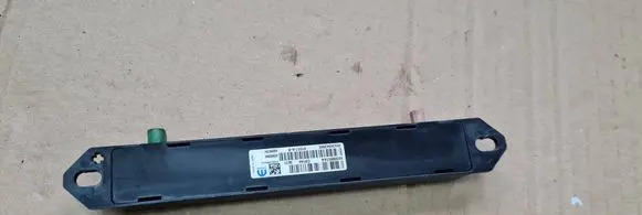 Chrysler Pacifica Antenna control unit 68306857AA