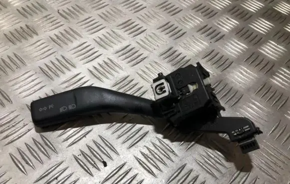 Audi A3 S3 8P Indicator stalk 1k0953513 01103500