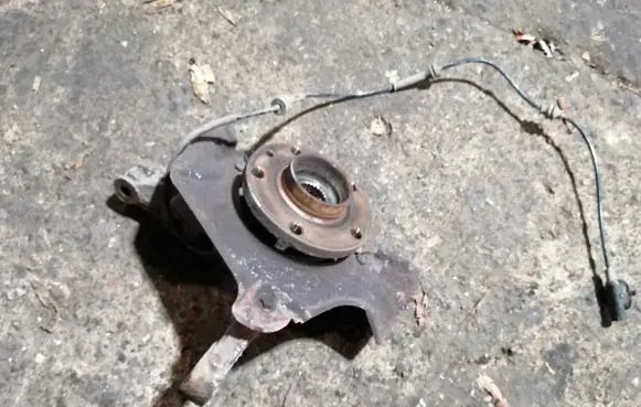 Fiat Doblo Front wheel hub