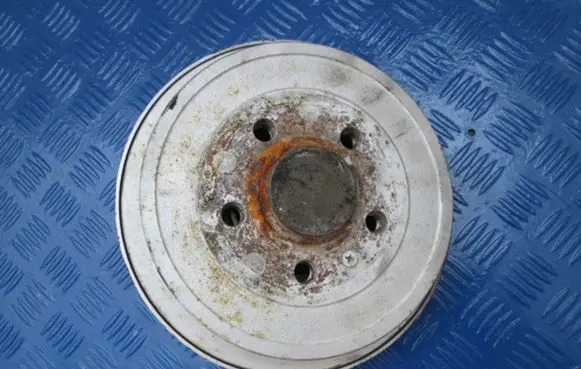 Volkswagen Polo Rear wheel bearing hub 