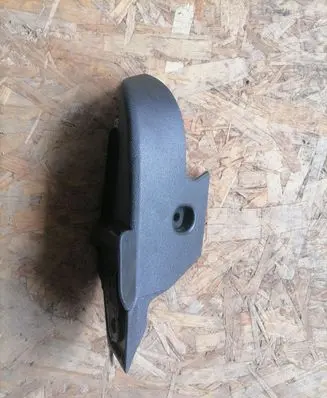 Volvo XC90 Seat belt trim 31479185