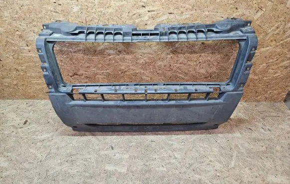 Fiat Ducato Front bumper upper radiator grill