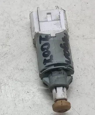 Clutch pedal sensor