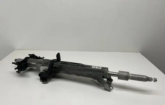 BMW M4 G82 G83 Steering wheel axle 9504272
