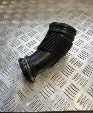 Audi Q5 SQ5 Air intake hose/pipe 04L129661