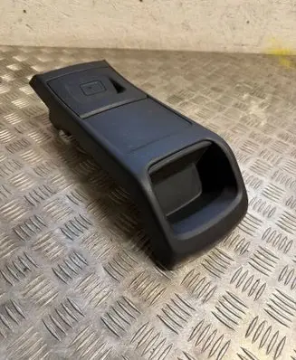 Mercedes-Benz B W247 Other center console (tunnel) element 0524710005