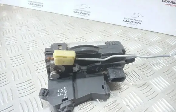 Opel Signum Front door lock 24447341