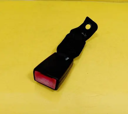BMW 1 E81 E87 Rear seatbelt buckle 603853900G