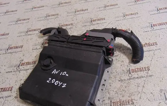 Toyota Avensis T270 Engine control unit/module 8966105D50