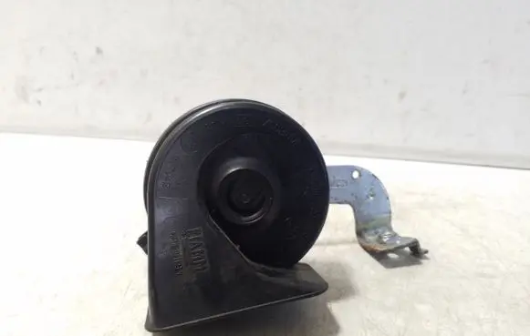 Ford Kuga II Horn signal GJ5T13801CA E3007042 A046522