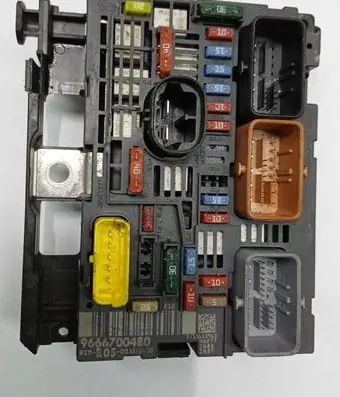 Peugeot 308 BSM Control unit 9666700480 BSMR0500 R05