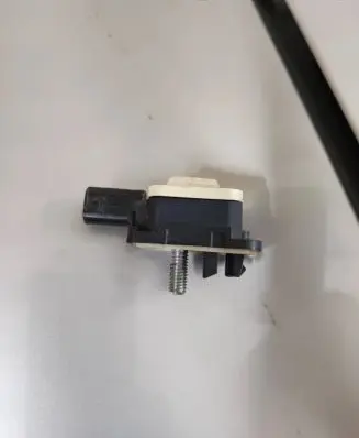 Porsche Cayenne (92A) Airbag deployment crash/impact sensor 7P0959354