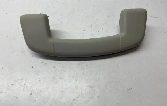 Volkswagen Jetta VII Front interior roof grab handle 17A857607A
