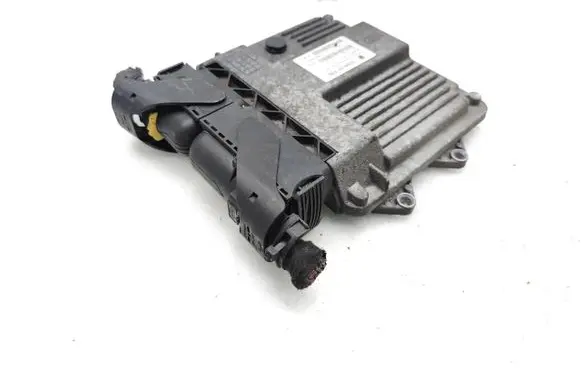 Opel Combo C Engine control unit/module 55566390 7160018401