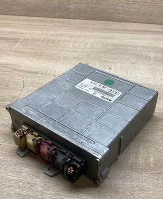 Audi A4 S4 B5 8D Engine control unit/module ECU 8D0907557B 0261203554 0261203555