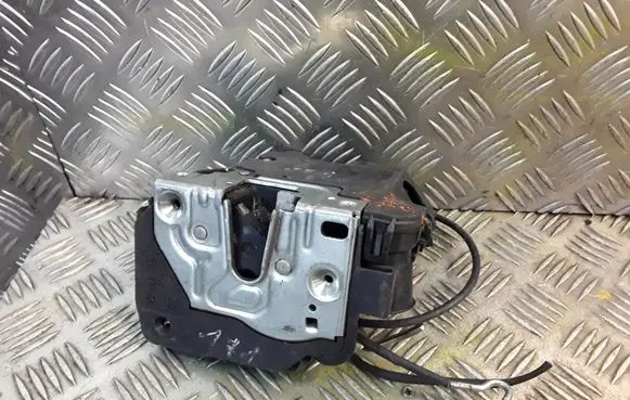 Mercedes-Benz SLK R171 Front door lock A1717201635 1717201635