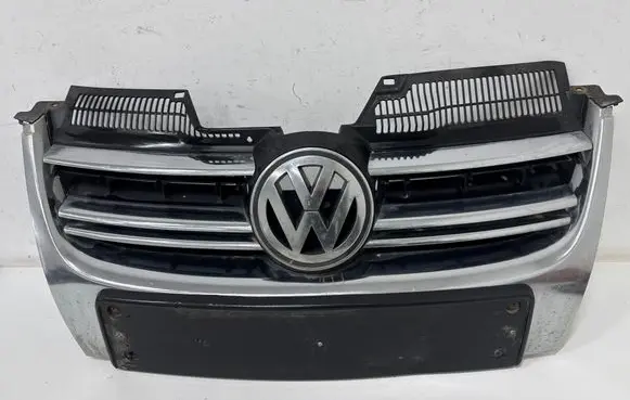 Volkswagen Jetta V Front bumper upper radiator grill 1K5853651