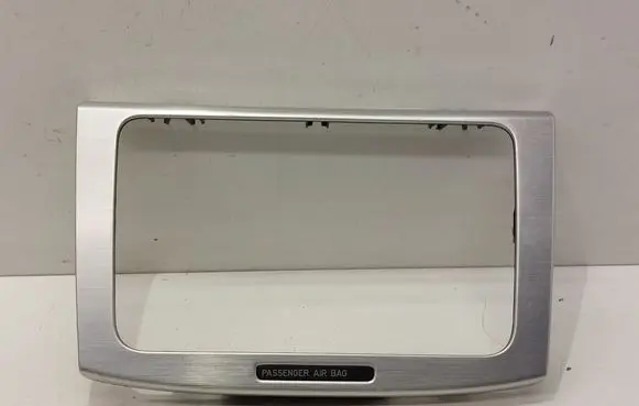 Volkswagen PASSAT B6 Radio/GPS head unit trim 3C0858069AG