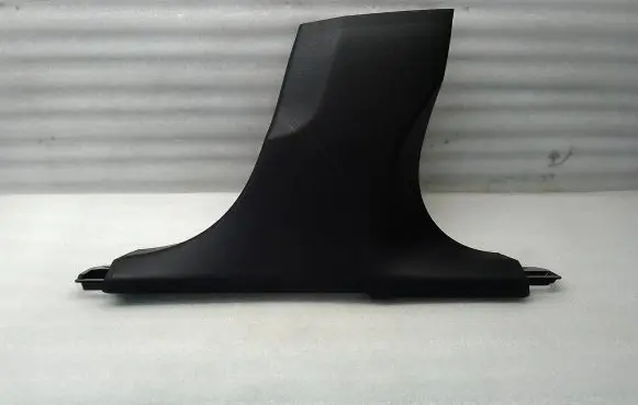 Volvo XC60 (B) pillar trim (bottom) 31425698