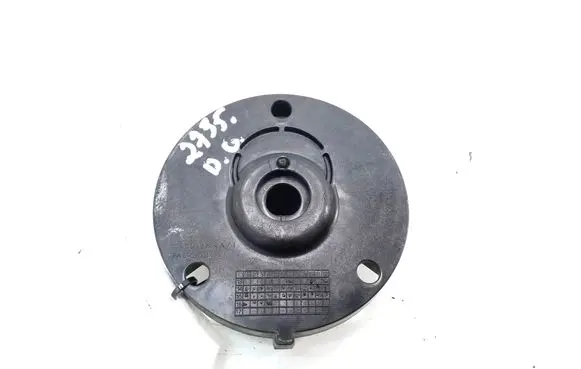 Mercedes-Benz C W205 Front upper strut mount A2053280337