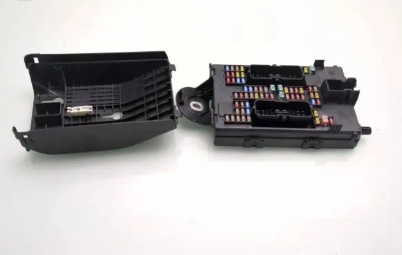 Volvo S90, V90 Fuse box set 31346672