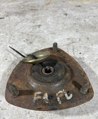 Land Rover Freelander Coil spring mount 