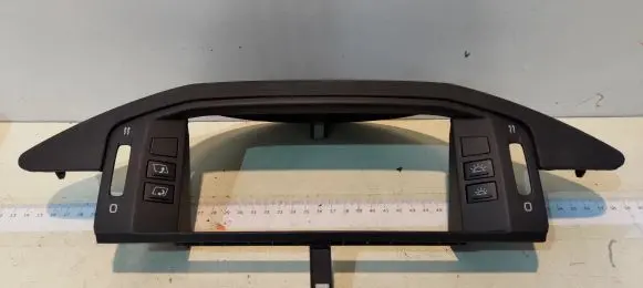 Citroen C6 Radio/GPS head unit trim 9644683577