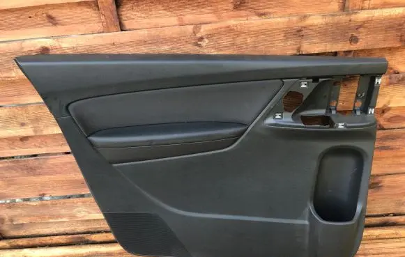 Volkswagen Sharan Rear door card panel trim