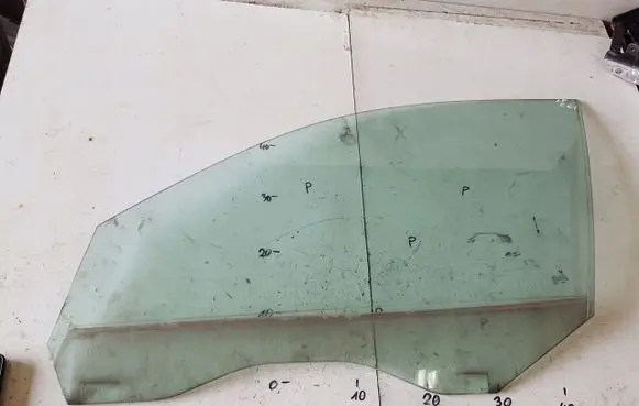 BMW 5 E60 E61 Sliding door window/glass 