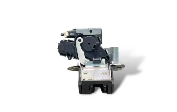 Mazda 3 II Tailgate/trunk/boot lock/catch/latch